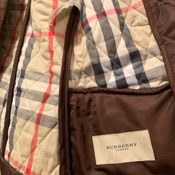 BURBERRY LONDON Women’s Brown Quilted Jacket Size: Large - Picture 7 of 14